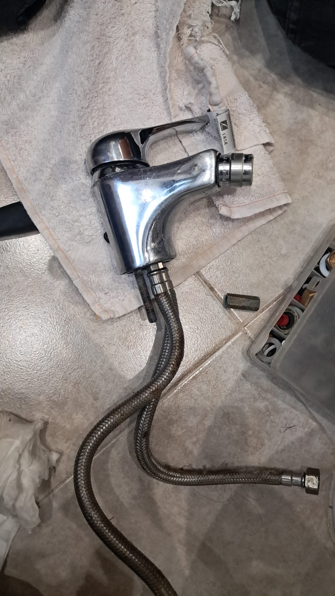 Reparación de grifos que gotean en Fuengirola: Solución Profesional 1 WhatsApp Image 2026 06 16 at 6.25.56 PM