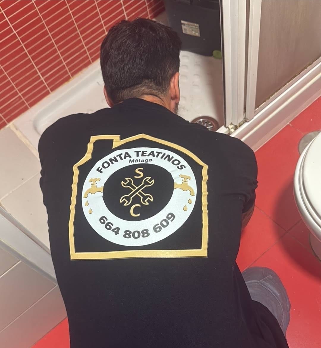 Consejos para evitar desatascos de ducha en Málaga: prevención y mantenimiento 1 WhatsApp Image 2026 09 18 at 5.15.59 PM 1