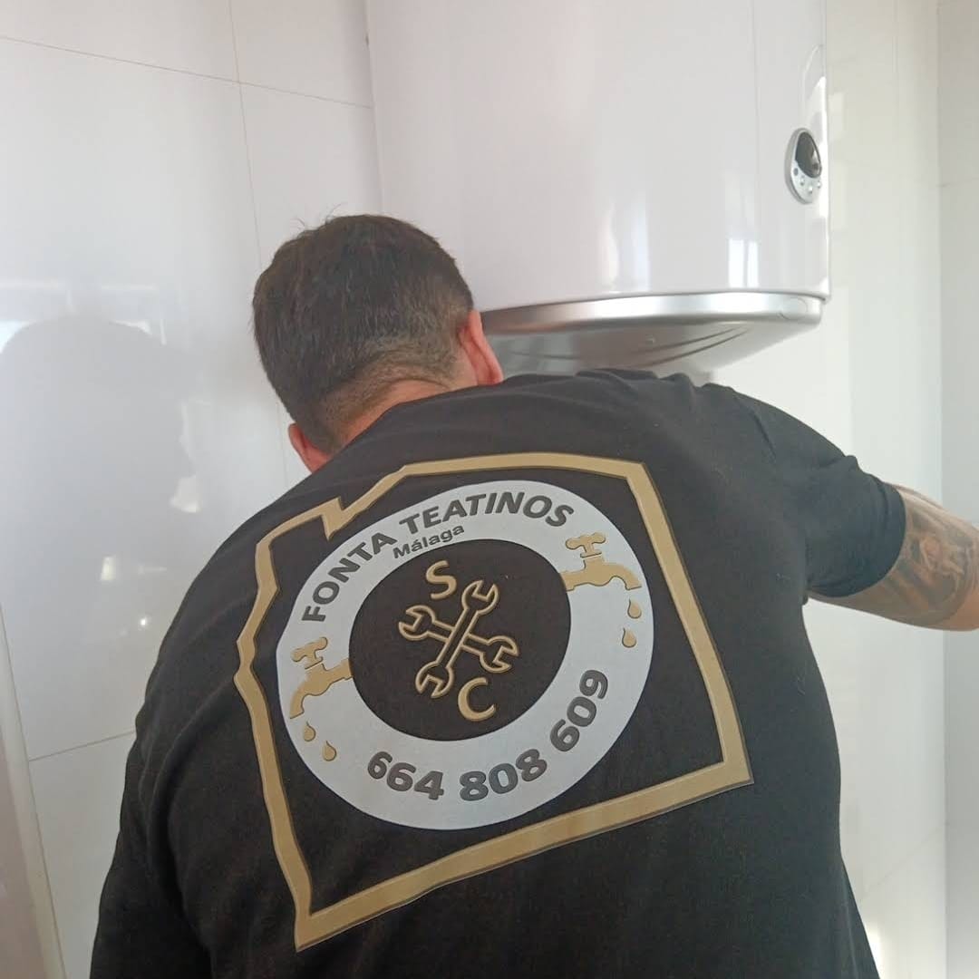 Fontanería para apartamentos turísticos en Málaga: problemas habituales y cómo prevenir incidencias 1 WhatsApp Image 2026 10 12 at 7.09.35 PM